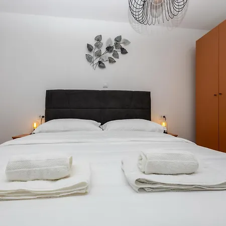 Fran, Krk Sveti Vid-Miholjice